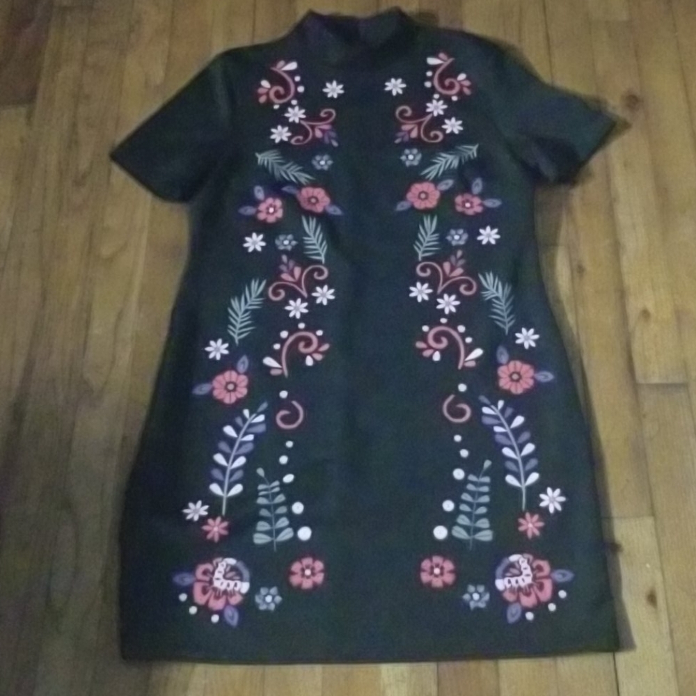 Black Flowered Pattern Front Mini Dress Size 8